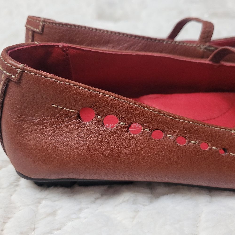 Coldwater Creek Ballet Flats Mary Jane Style Leather Suede Floral Cutout Size 6M - Picture 3 of 12